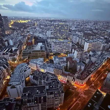 Lejlighed With Amazing View Of Parking *